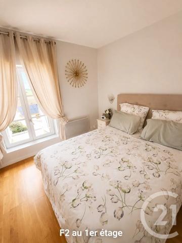 Maison à vendre  5 pièces - 112,71 m 2   ECQUEVILLY  - 78