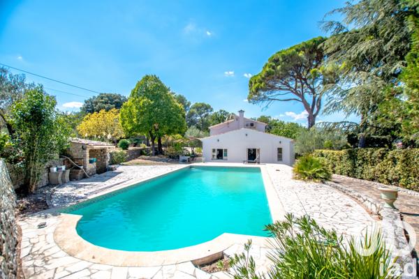 Maison à vendre 5 pièces 152 m² Draguignan