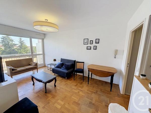 Appartement F2 à vendre  2 pièces - 39 m 2   CHARTRES  - 28