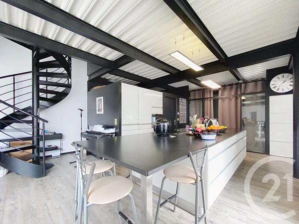 Maison à vendre  10 pièces - 325 m 2   CHARTRES  - 28