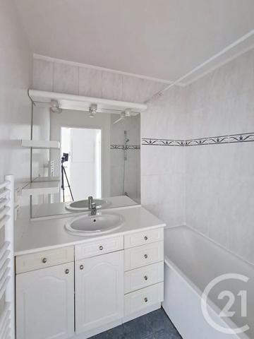 Appartement F2 à vendre  2 pièces - 45,45 m 2   BRETIGNY SUR ORGE  - 91