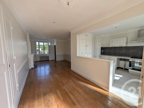 Maison à vendre  6 pièces - 106 m 2   CHATEAUROUX  - 36