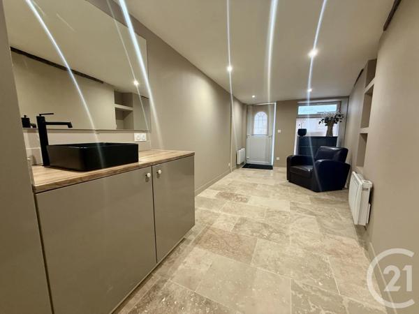 à vendre  37 m 2   LIEUSAINT  - 77