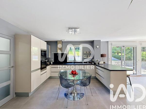 Maison à vendre 9 pièces 185 m² Chessy