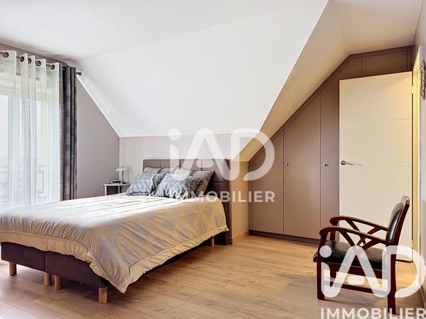 Maison à vendre 9 pièces 185 m² Chessy