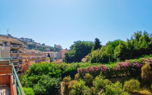 Appartement à vendre    3 pièces • 73,97 m2 Menton