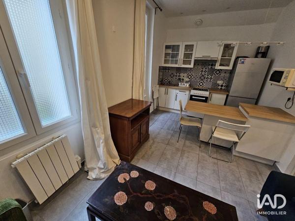 Location appartement 3 pièces 47 m² Clichy