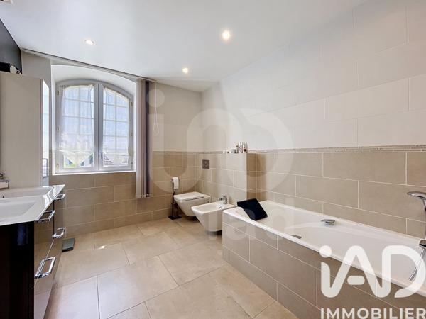 Maison à vendre 8 pièces 313,43 m² Champs-sur-Marne