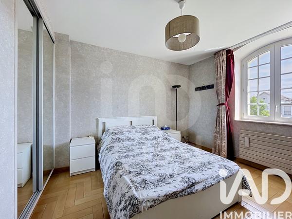 Maison à vendre 8 pièces 313,43 m² Champs-sur-Marne