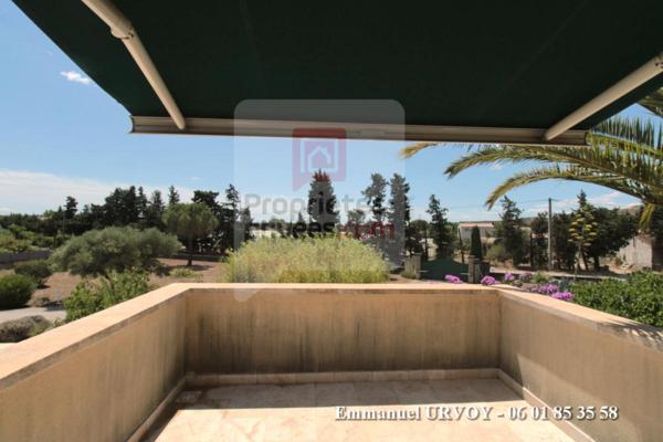 Proche Alpilles - Maison T5 avec jardin 3700m², piscine, carport et dépendances