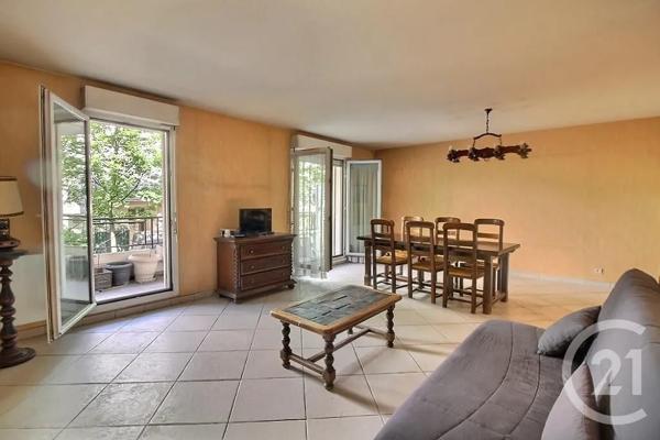 Appartement F5 à vendre  5 pièces - 99,25 m 2   ROSNY SOUS BOIS  - 93