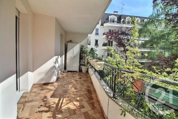 Appartement F5 à vendre  5 pièces - 99,25 m 2   ROSNY SOUS BOIS  - 93