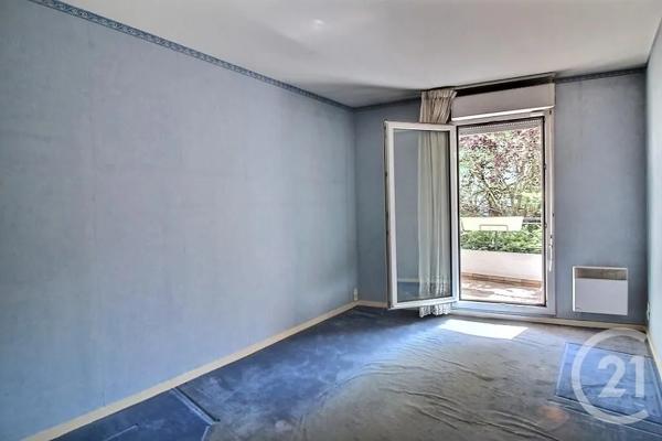 Appartement F5 à vendre  5 pièces - 99,25 m 2   ROSNY SOUS BOIS  - 93