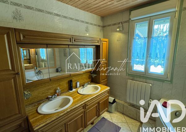 Maison à vendre 5 pièces 157 m² Chelles