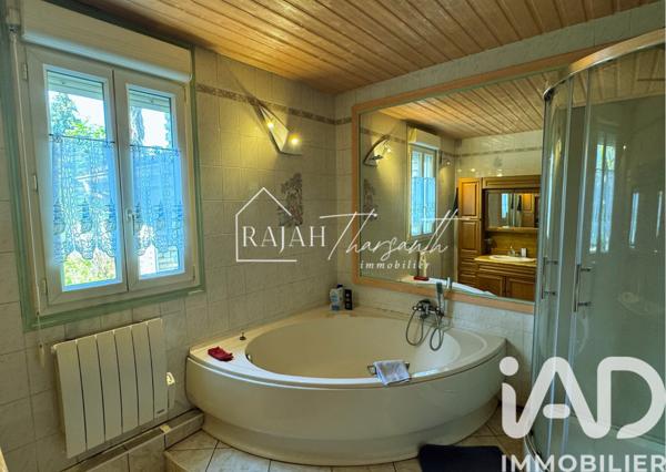 Maison à vendre 5 pièces 157 m² Chelles