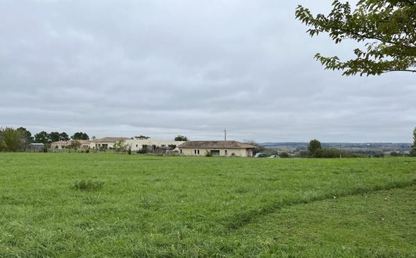 Terrain à vendre |  Duras |  1500 m²