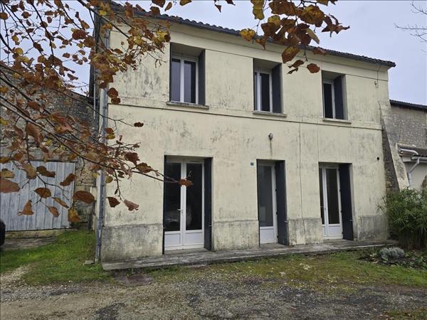 Maison à vendre |  Saint-Germain-de-Lusignan |  4 pièces | 110 m²