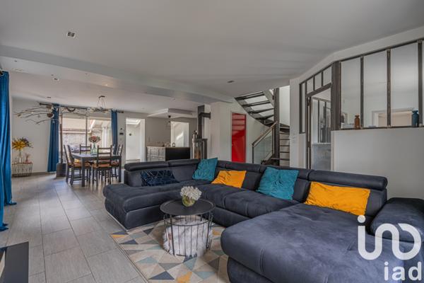 Immeuble à vendre 400 m² Veurey-Voroize