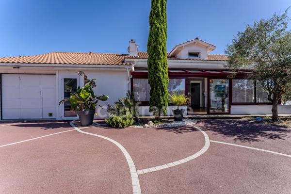 Maison à vendre 6 pièces GUJAN MESTRAS (33)