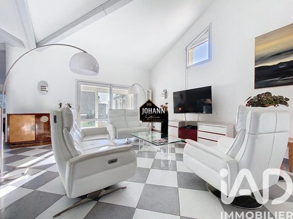 Maison à vendre 11 pièces 335 m² Vaison-la-Romaine