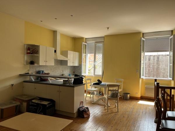 Immeuble à vendre |  Lesparre-Médoc |  270 m²