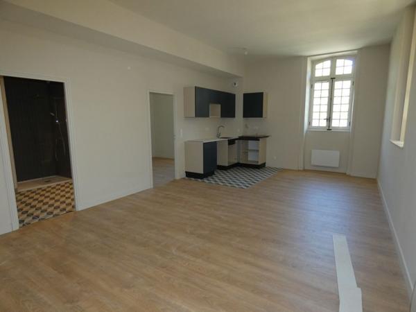 NARBONNE - À louer - T3 rénovés Quai Dillon