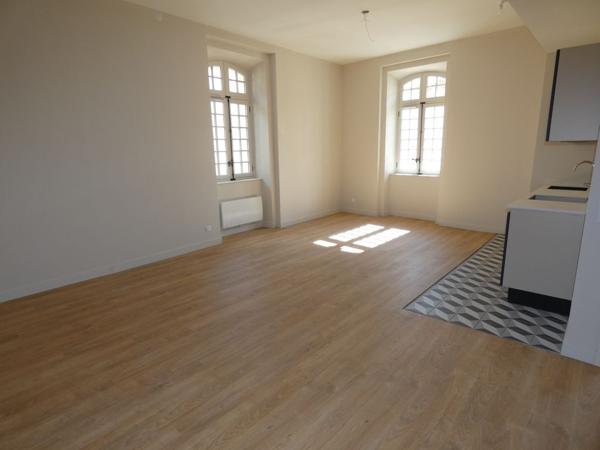 NARBONNE - À louer - T3 rénovés Quai Dillon