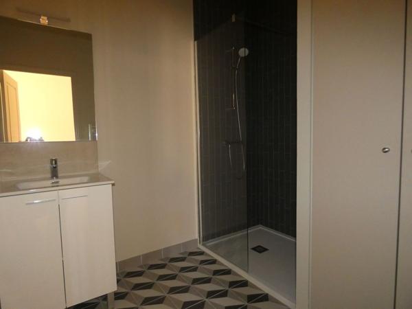 NARBONNE - À louer - T3 rénovés Quai Dillon