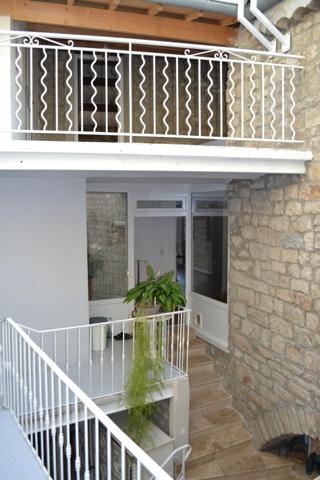 Mas 272 m2, jardin attenant constructibe, non mitoyen