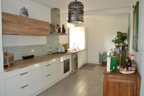 Mas 272 m2, jardin attenant constructibe, non mitoyen