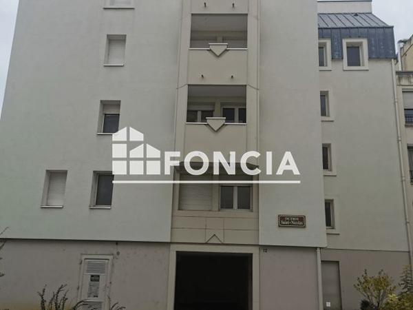 Location Studio 27.99 m² - 12 RUE DES FABRIQUES Nancy 54000