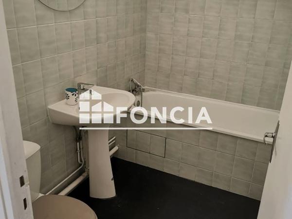 Location Studio 27.99 m² - 12 RUE DES FABRIQUES Nancy 54000