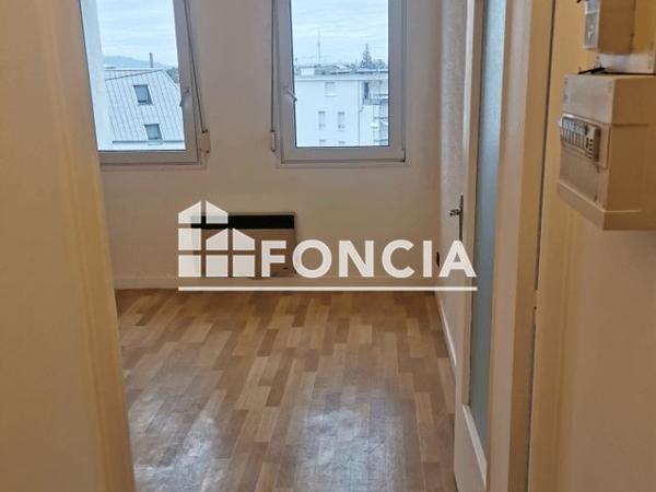 Location Studio 27.99 m² - 12 RUE DES FABRIQUES Nancy 54000