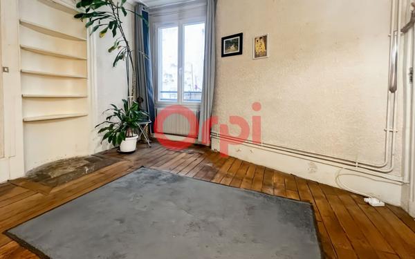 Appartement à vendre    4 pièces • 72 m2 Paris 10
