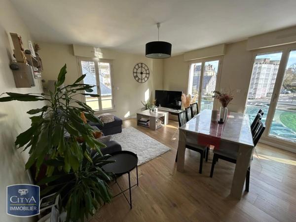 Appartement à louer 3 pièces 66.77m²