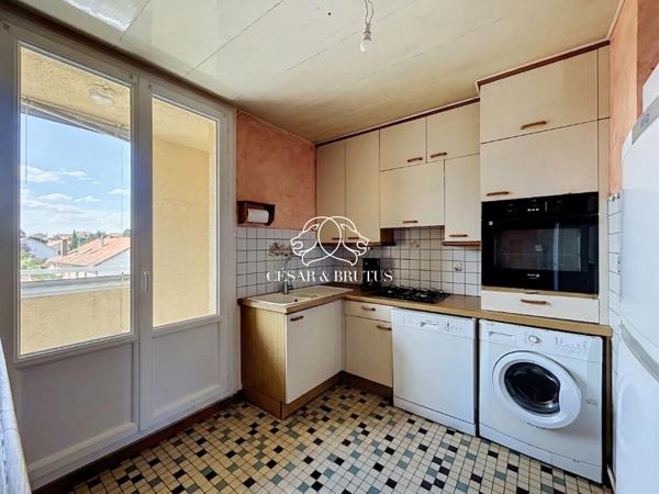 Appartement T3/T4 de 65 m2 proche bords de Loire à Roanne