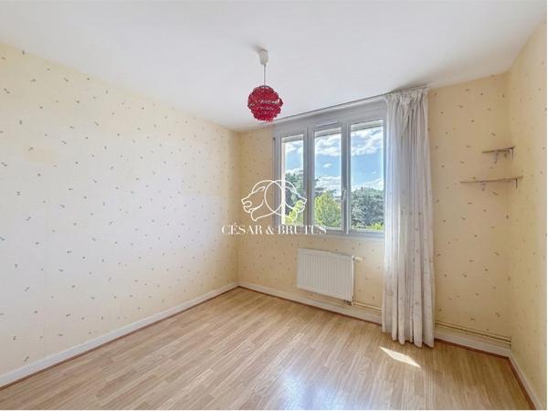 Appartement T3/T4 de 65 m2 proche bords de Loire à Roanne