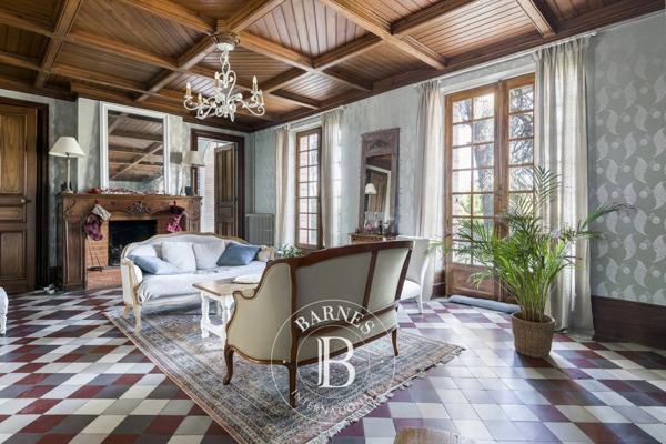 Gaillac, Hôtel particulier 7 Chambres -  480 m² à vendre