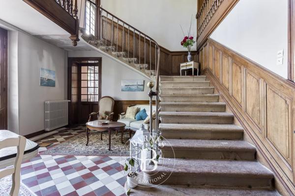 Gaillac, Hôtel particulier 7 Chambres -  480 m² à vendre