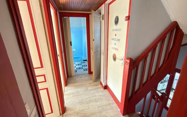 Maison à vendre    5 pièces • 326 m2 Péronne