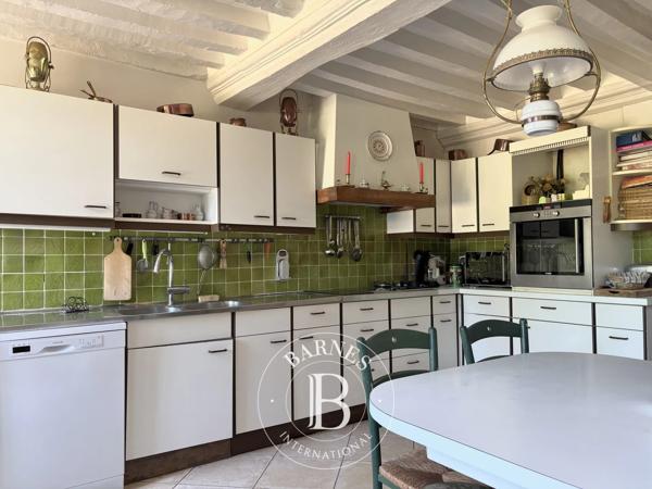 Mathieu, Maison 8 Chambres -  282 m² à vendre