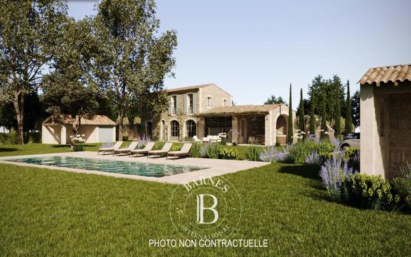 Saint-Rémy-de-Provence, Maison  248 m² à vendre