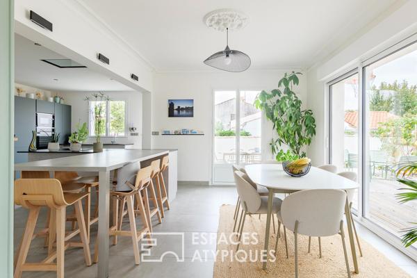 Lumière et fluidité : une maison de famille entièrement réinventée