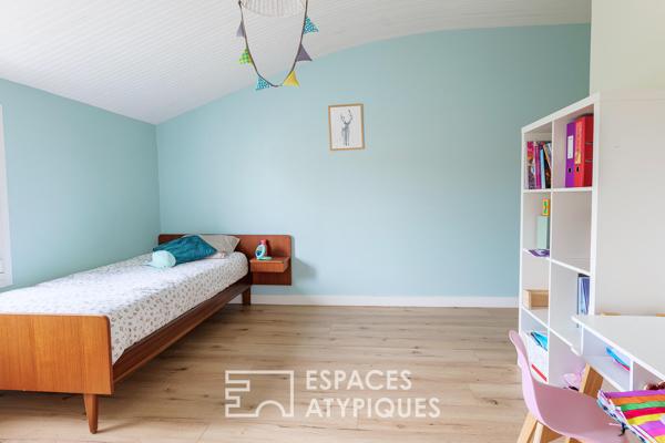 Lumière et fluidité : une maison de famille entièrement réinventée