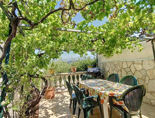 En exclusivité – Maison de charme avec vue dégagée ?