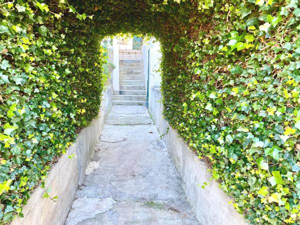 En exclusivité – Maison de charme avec vue dégagée ?