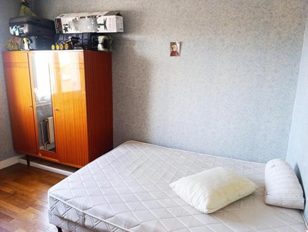 Maison de ville avec terrasse et garage – 85 m² – Issoudun