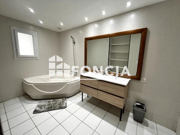 À vendre Maison 8 pièces 214.51 m² - Lannion 22300