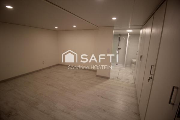 Maison avec 3 chambres et garage 4 voitures!