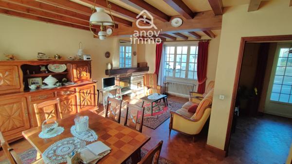 Maison de village
                                                                                                                                                                                                                                                                                                                        5 pièce(s)                                                                                                                                                                                                          3 chambre(s)                                                                                                                                                                                                          116  m²